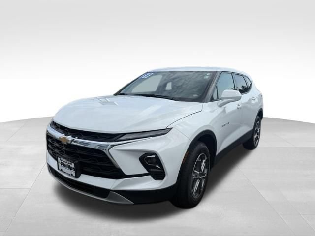 Used 2023 Chevrolet Blazer LT w/ LPO, Floor Liner Package AWD/4WD image 3
