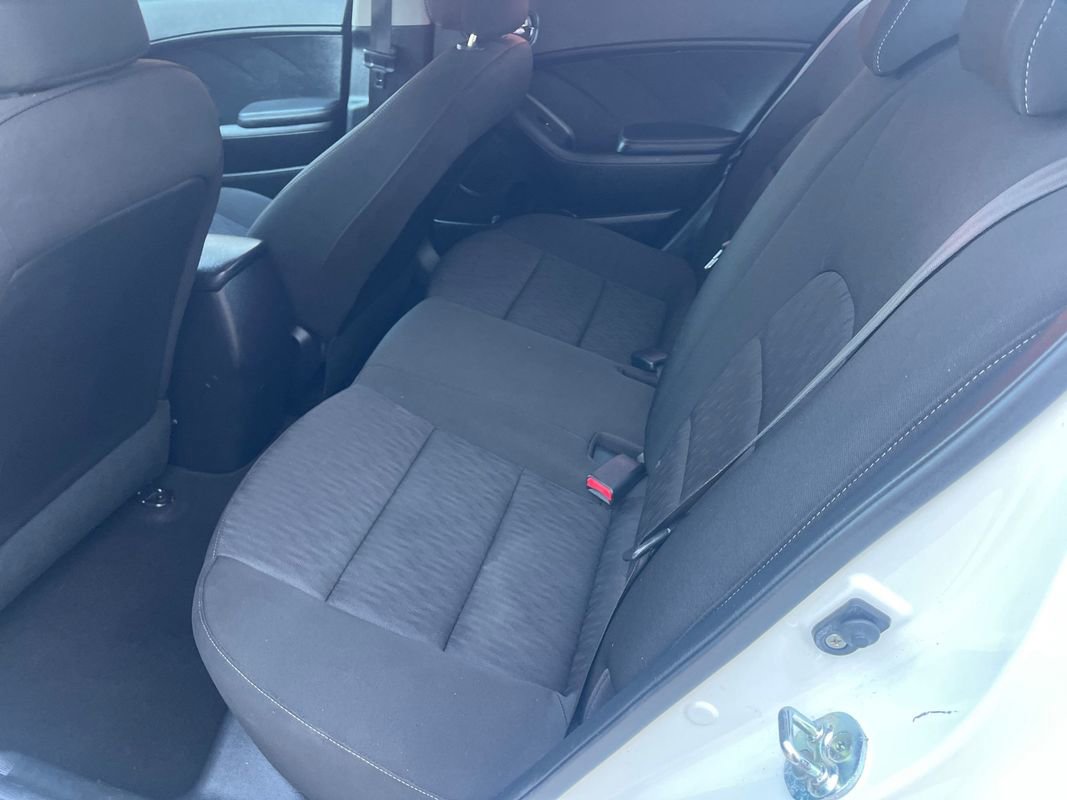 Used 2016 Kia Forte LX image 15