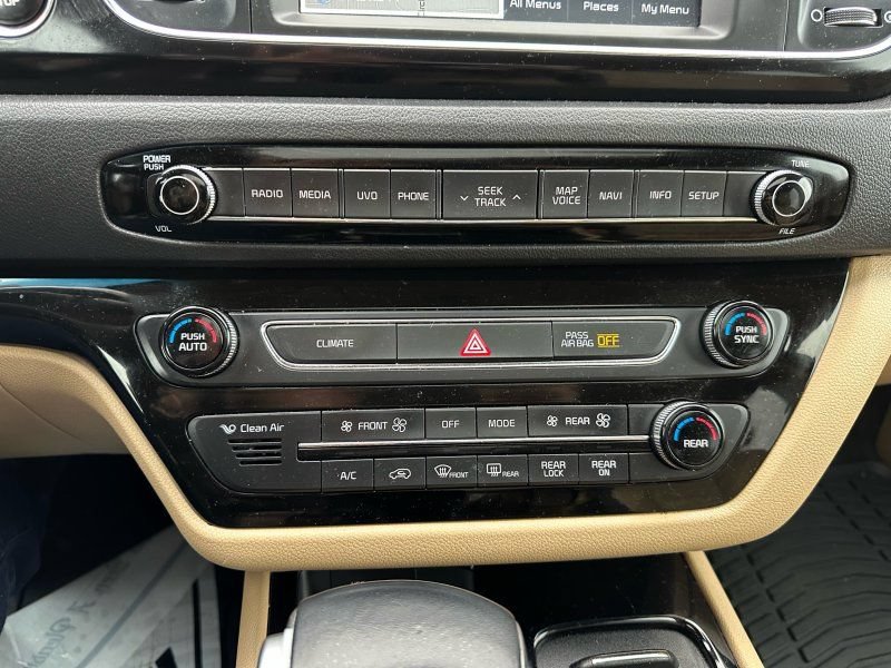 Used 2018 Kia Sedona SX Limited w/ SX Limited Prestige Package FWD image 21