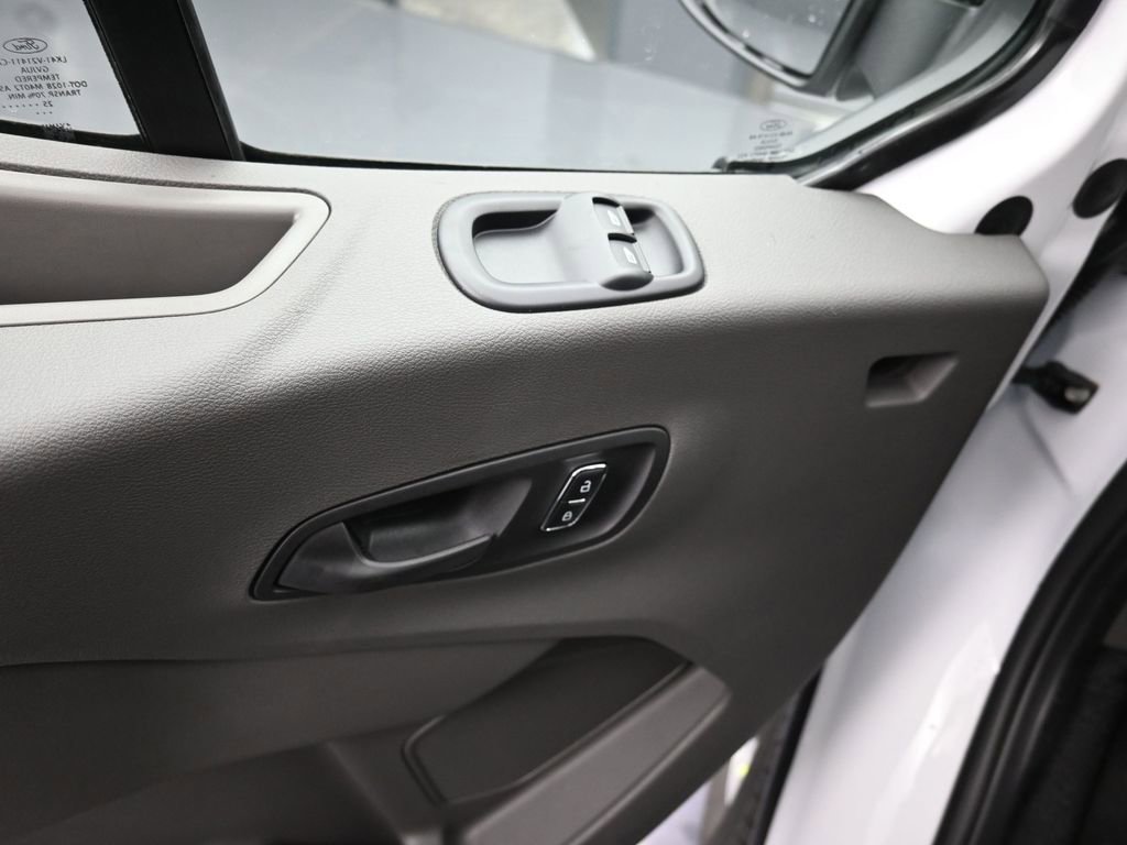 New 2025 Ford Transit 150 Low Roof image 17