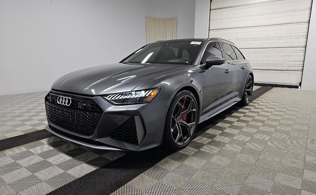 Used 2024 Audi RS 6 performance image 1