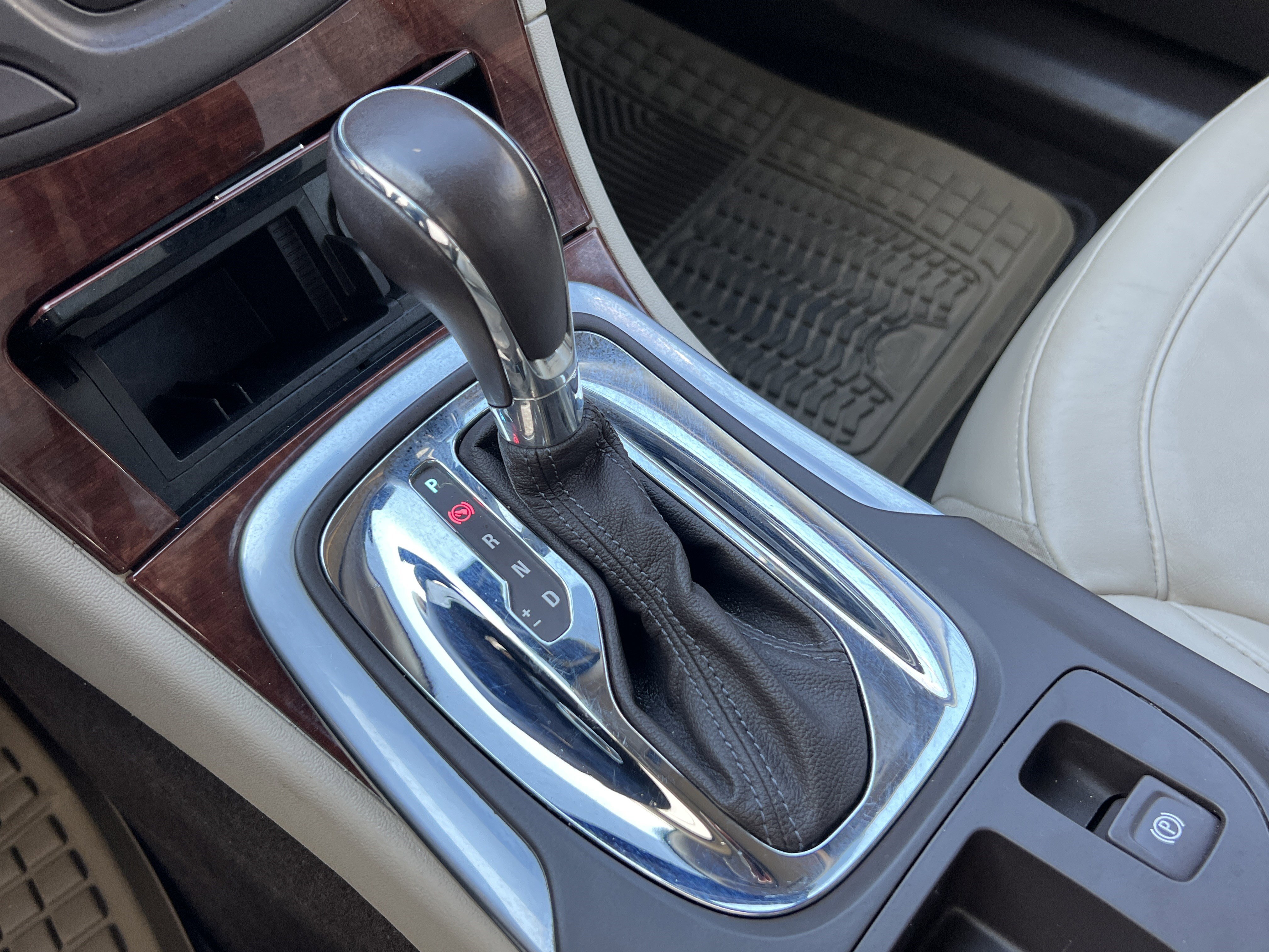 Used 2016 Buick Regal image 32