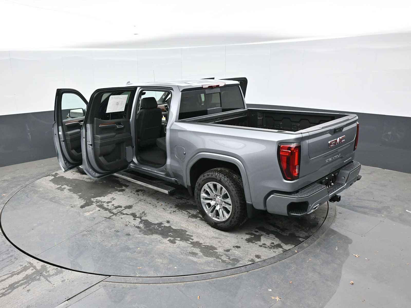 New 2026 GMC Sierra 1500 Denali w/ Technology Package image 40