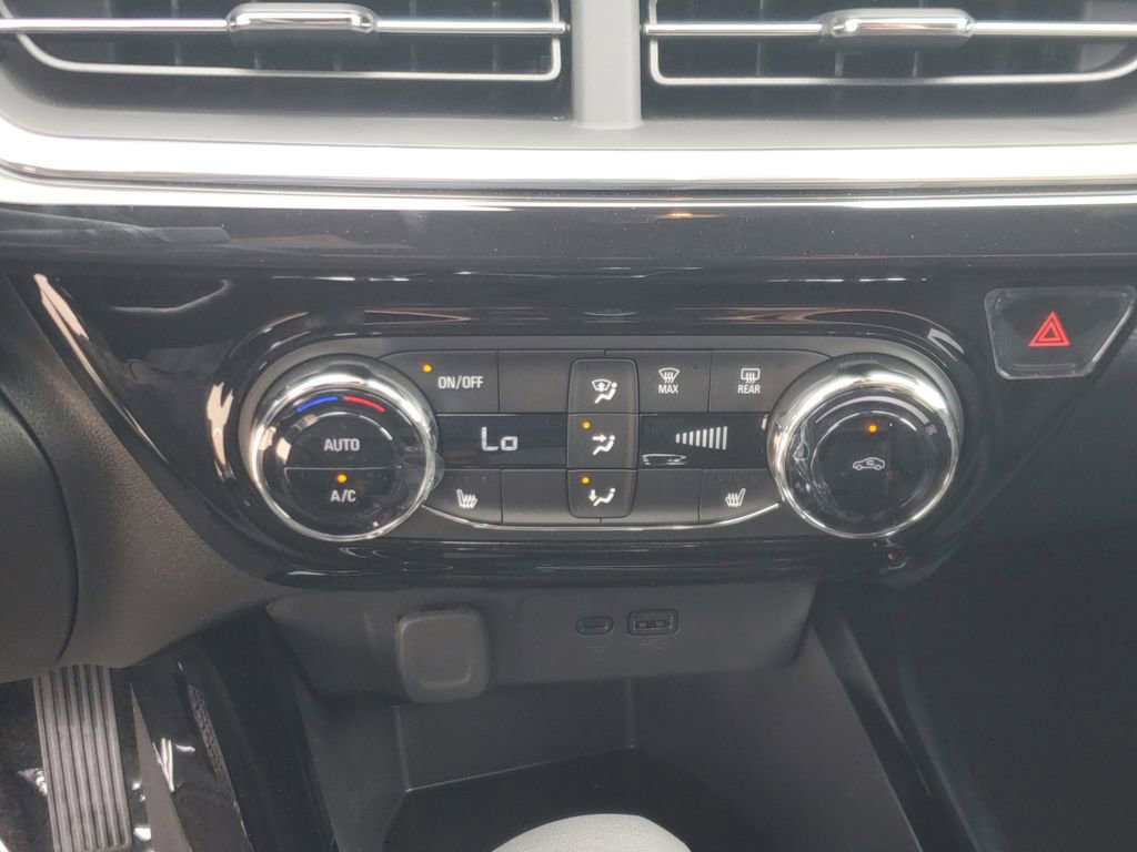 New 2026 Chevrolet Trax RS image 23