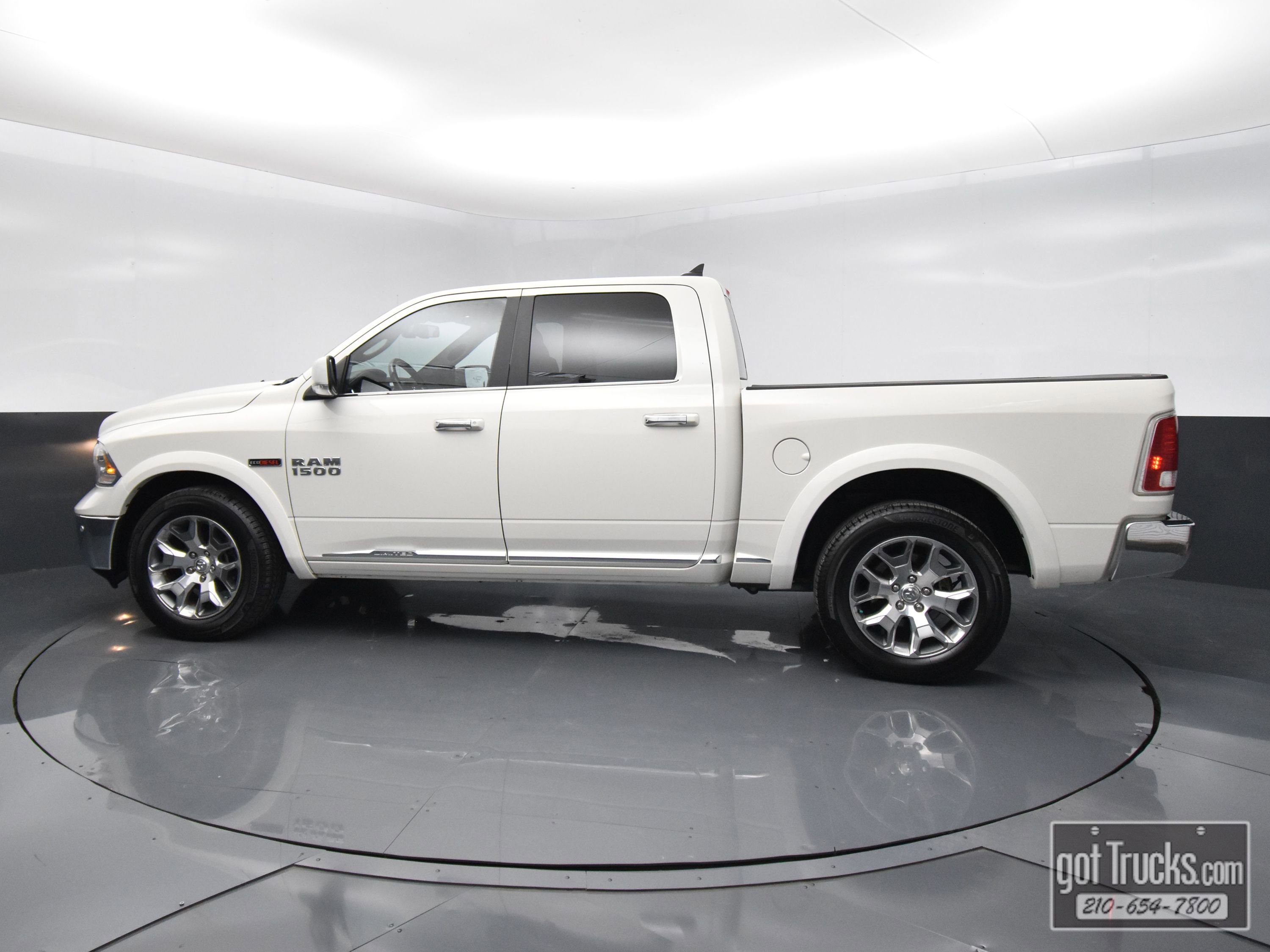 Used 2018 RAM 1500 Limited AWD/4WD image 3