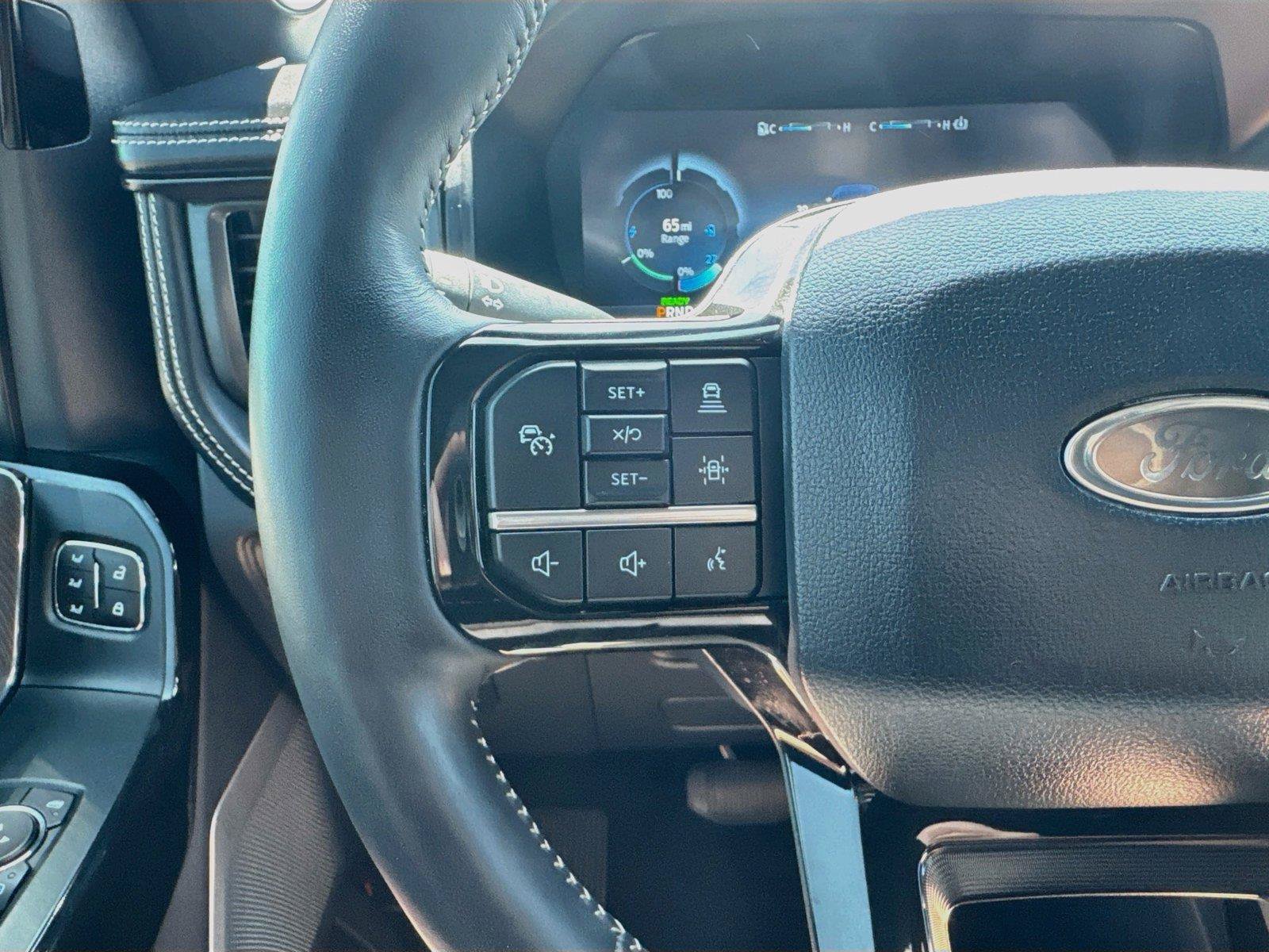 Used 2023 Ford F150 Lightning Platinum AWD/4WD image 12