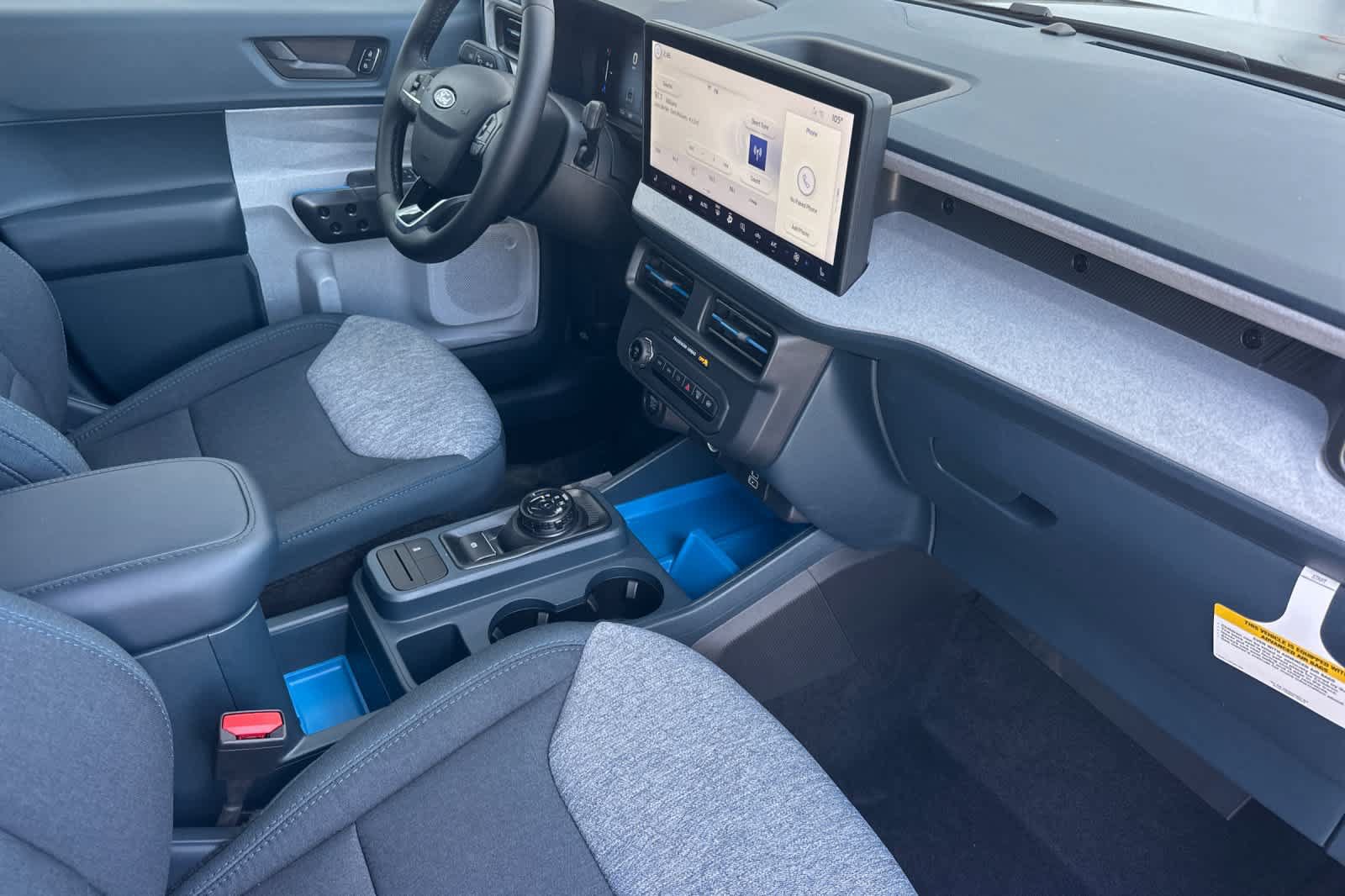 New 2026 Ford Maverick XLT w/ XLT Luxury Package FWD image 16