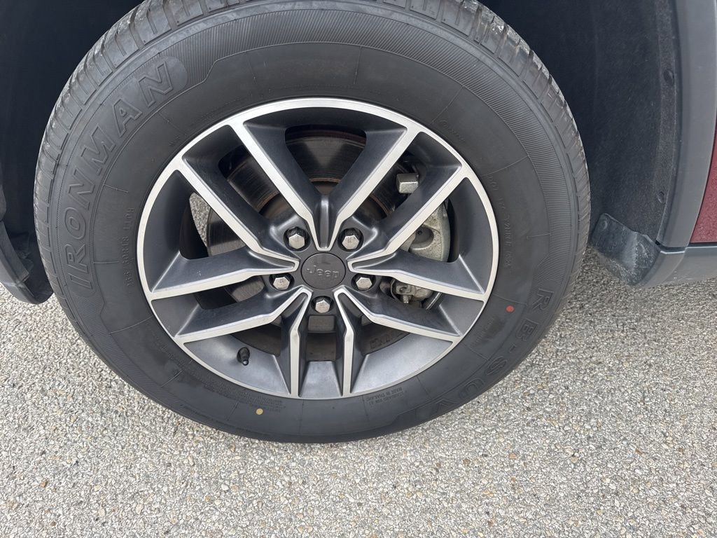 Used 2022 Jeep Grand Cherokee Limited AWD/4WD image 10