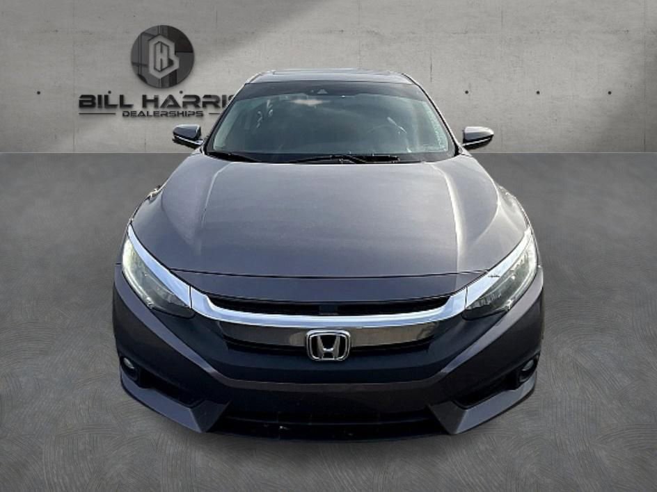 Used 2017 Honda Civic Touring image 2