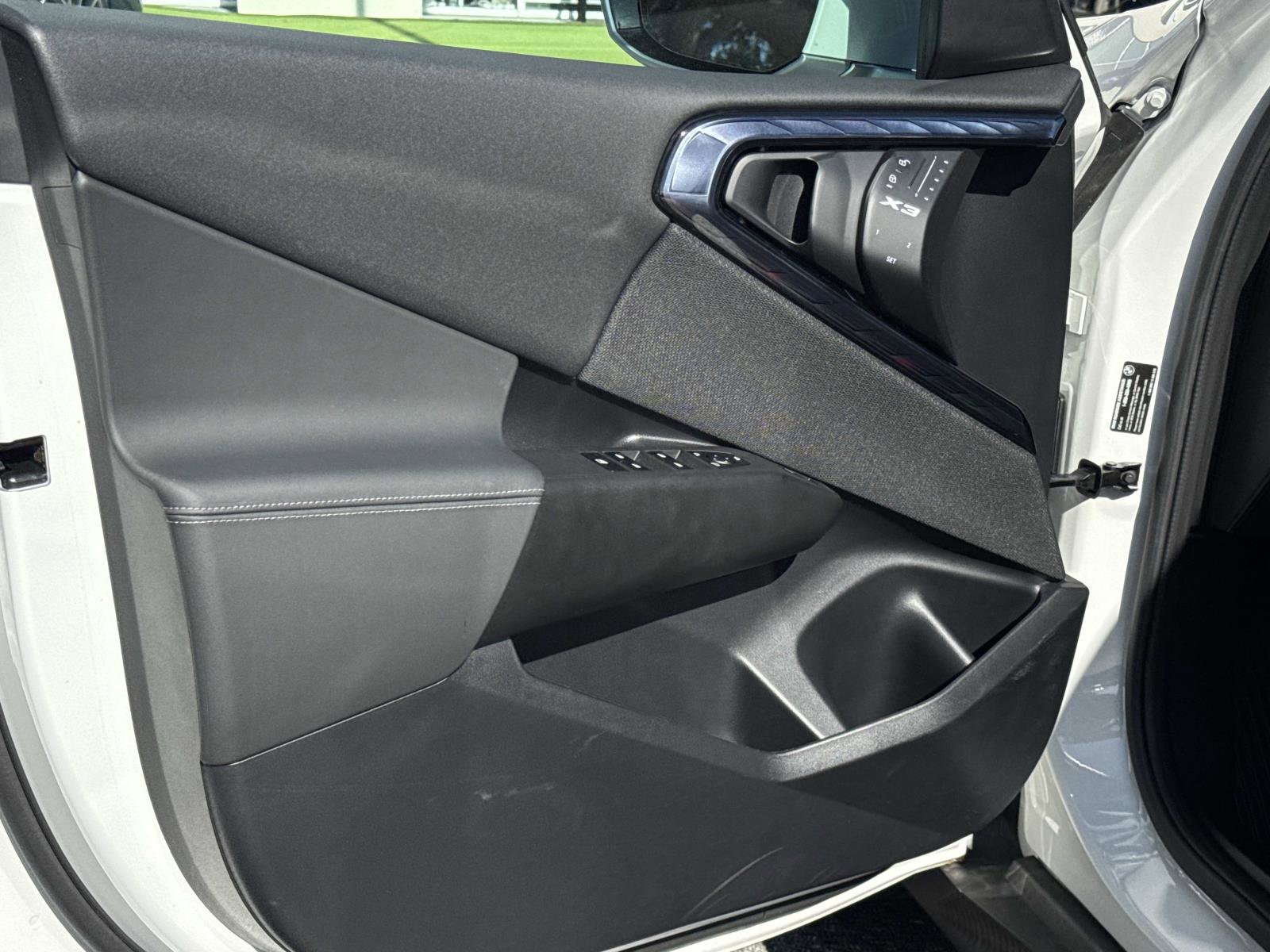 Certified 2025 BMW X3 xDrive30i w/ Premium Package image 15