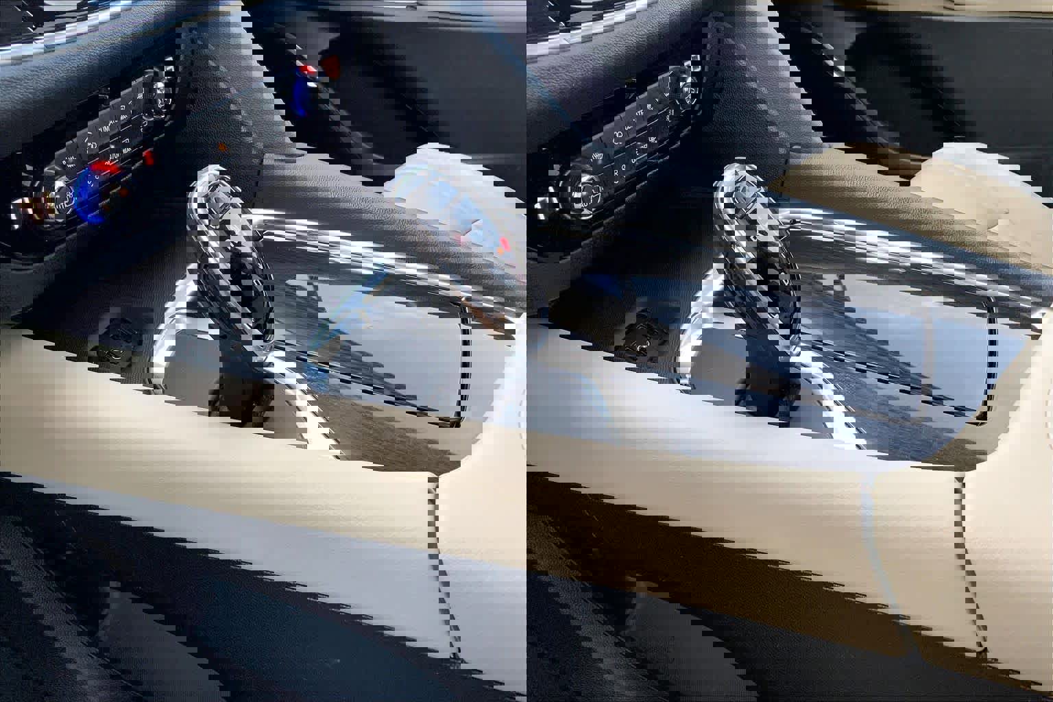 Used 2019 Buick Enclave Premium w/ Experience Buick Package image 15