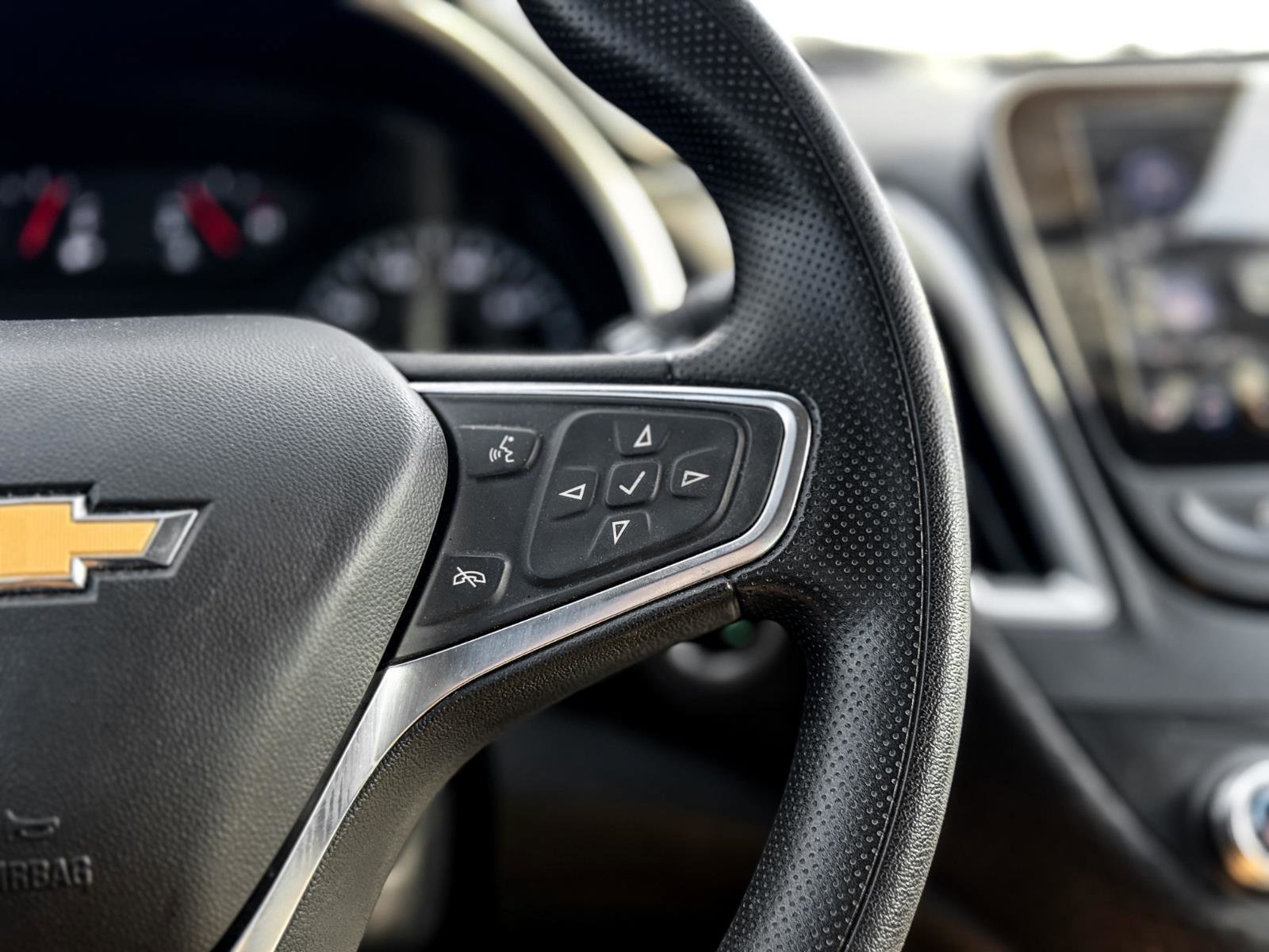 Used 2024 Chevrolet Malibu LT FWD image 18