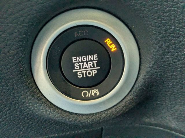 New 2026 Chrysler Pacifica Select image 24