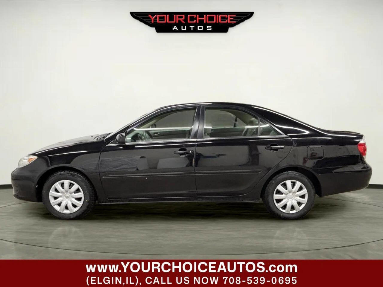 Used 2005 Toyota Camry LE image 2
