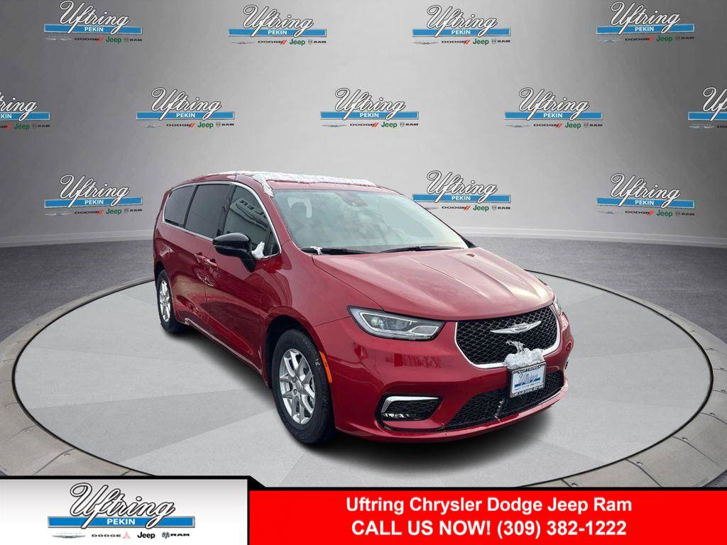 New 2026 Chrysler Pacifica Select FWD image 1