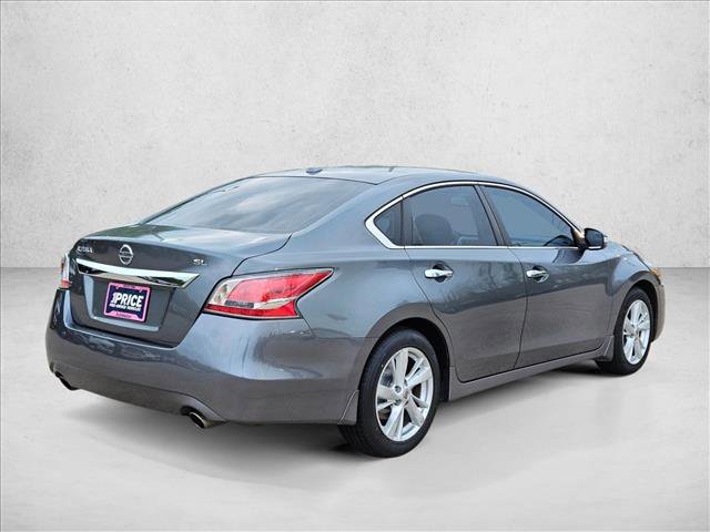 Used 2015 Nissan Altima 2.5 SL w/ Moonroof Package image 5