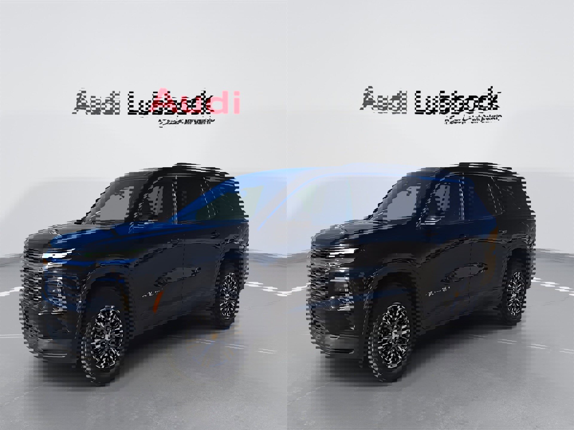 Used 2024 Chevrolet Traverse LT image 4