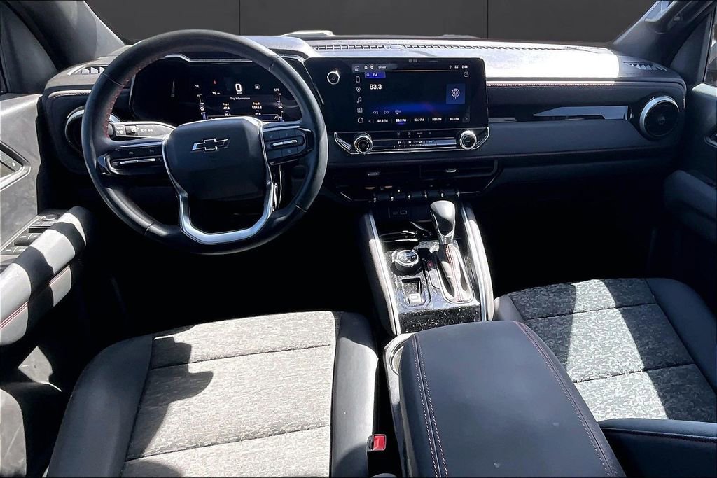 Used 2023 Chevrolet Colorado Z71 image 13