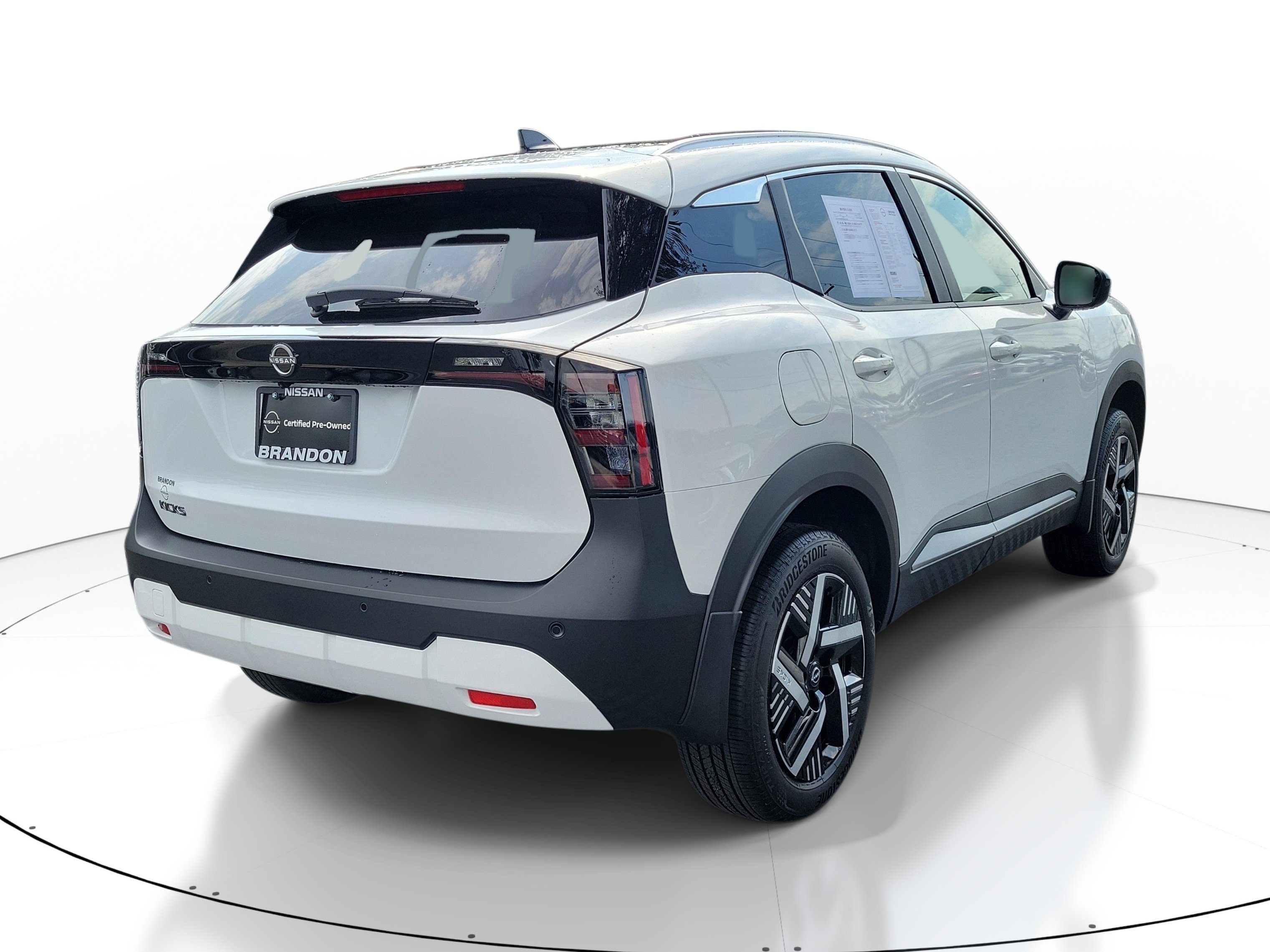 Certified 2026 Nissan Kicks SV FWD image 7