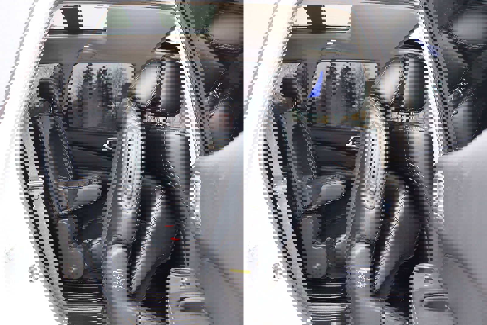 Used 2014 Nissan Pathfinder Platinum w/ Platinum Premium Package image 17