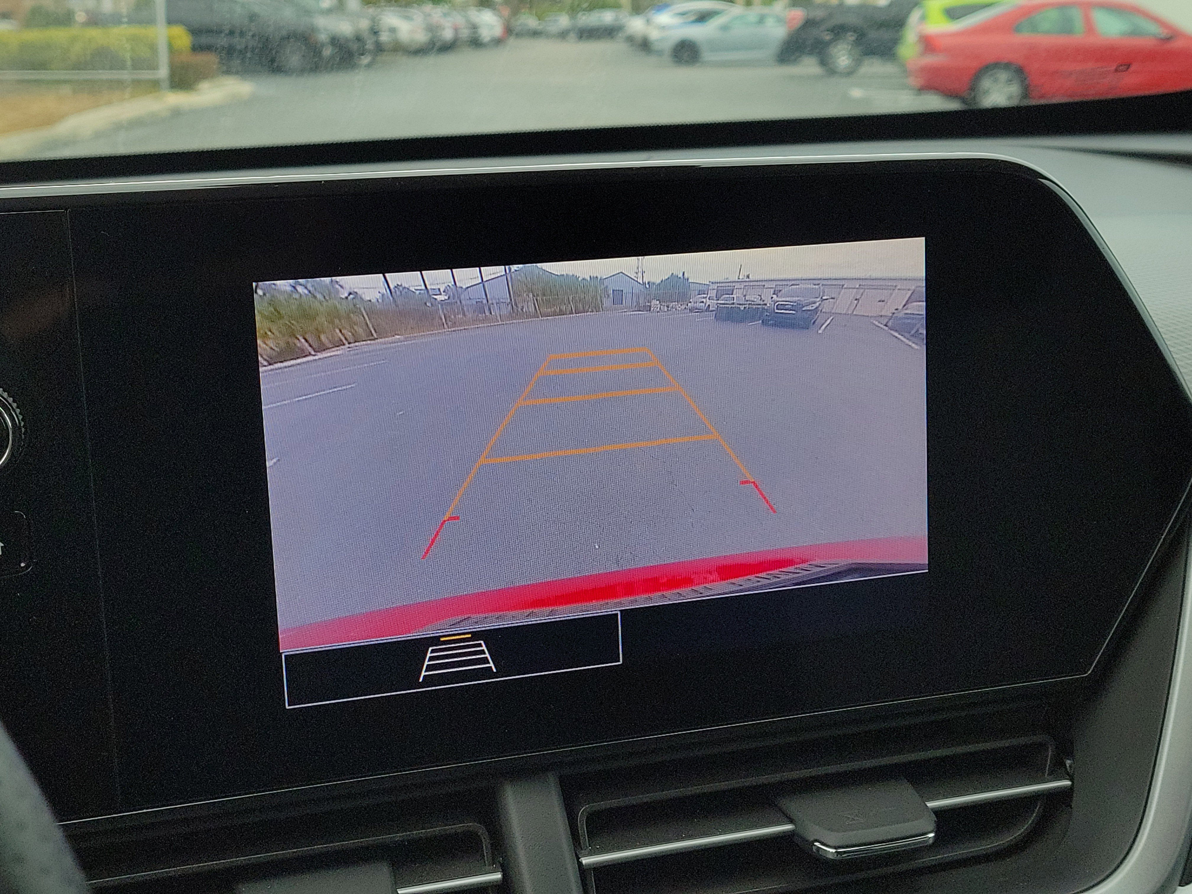 Used 2025 Chevrolet Trax RS w/ Driver Confidence Package image 22