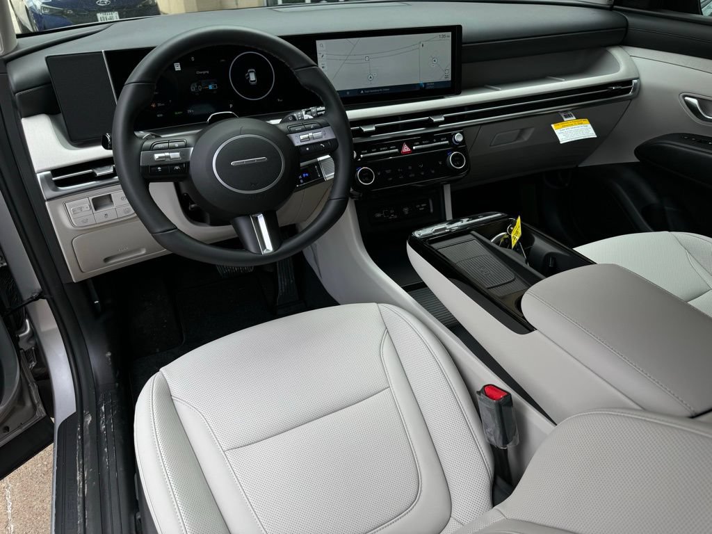 New 2025 Hyundai Tucson SEL AWD/4WD image 2
