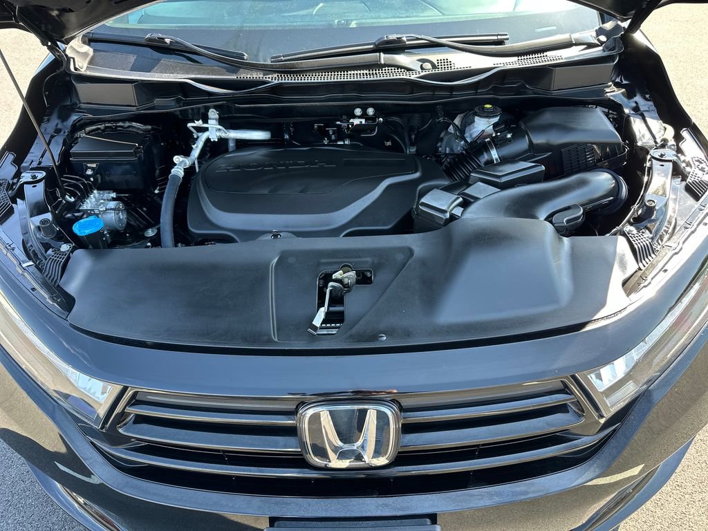 Used 2024 Honda Odyssey Sport image 10