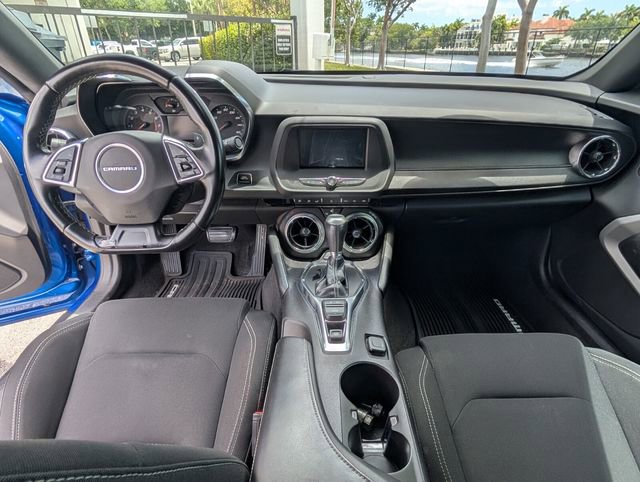 Used 2018 Chevrolet Camaro LT RWD image 13