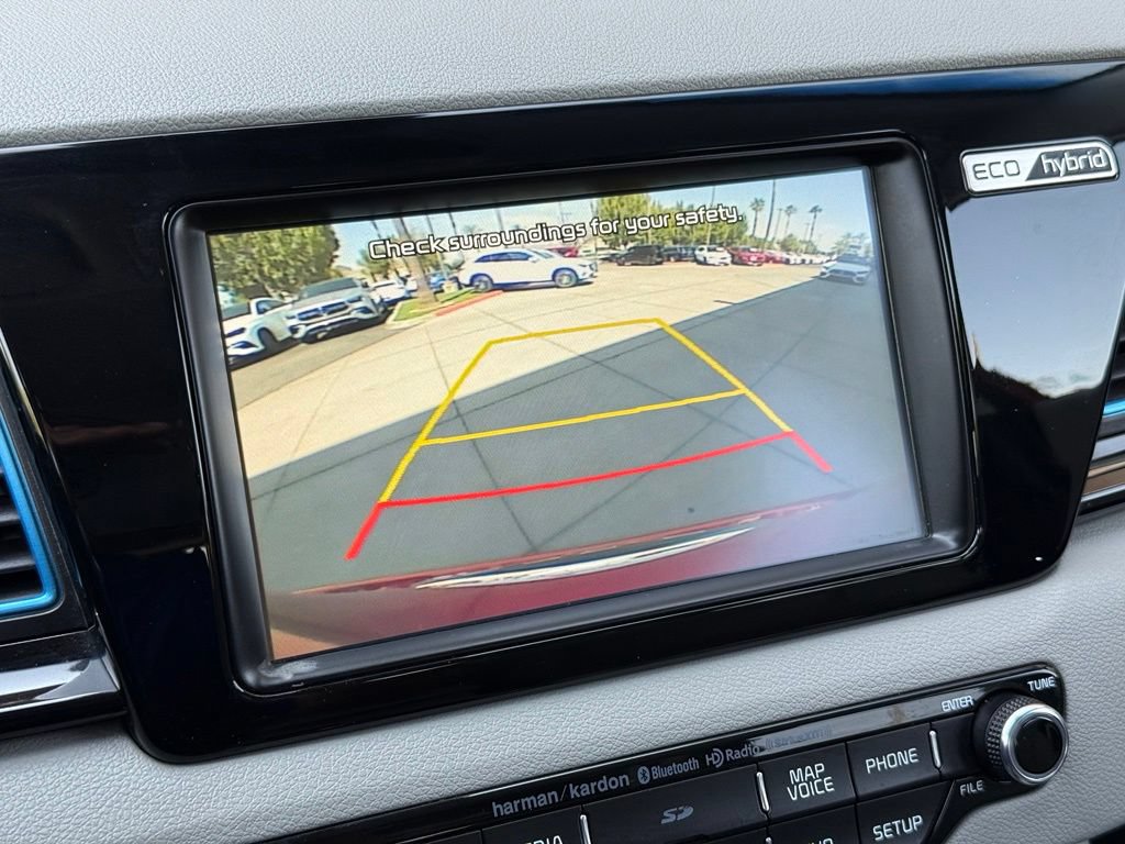 Used 2018 Kia Niro Touring FWD image 4