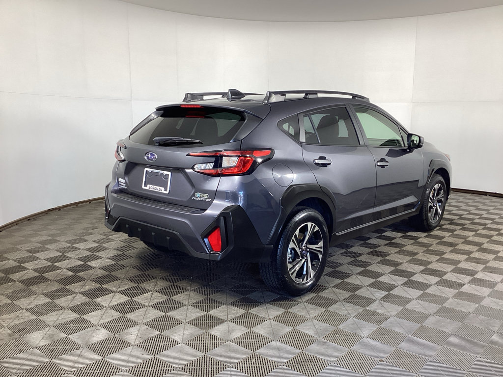 Used 2024 Subaru Crosstrek 2.0i Premium AWD/4WD image 2