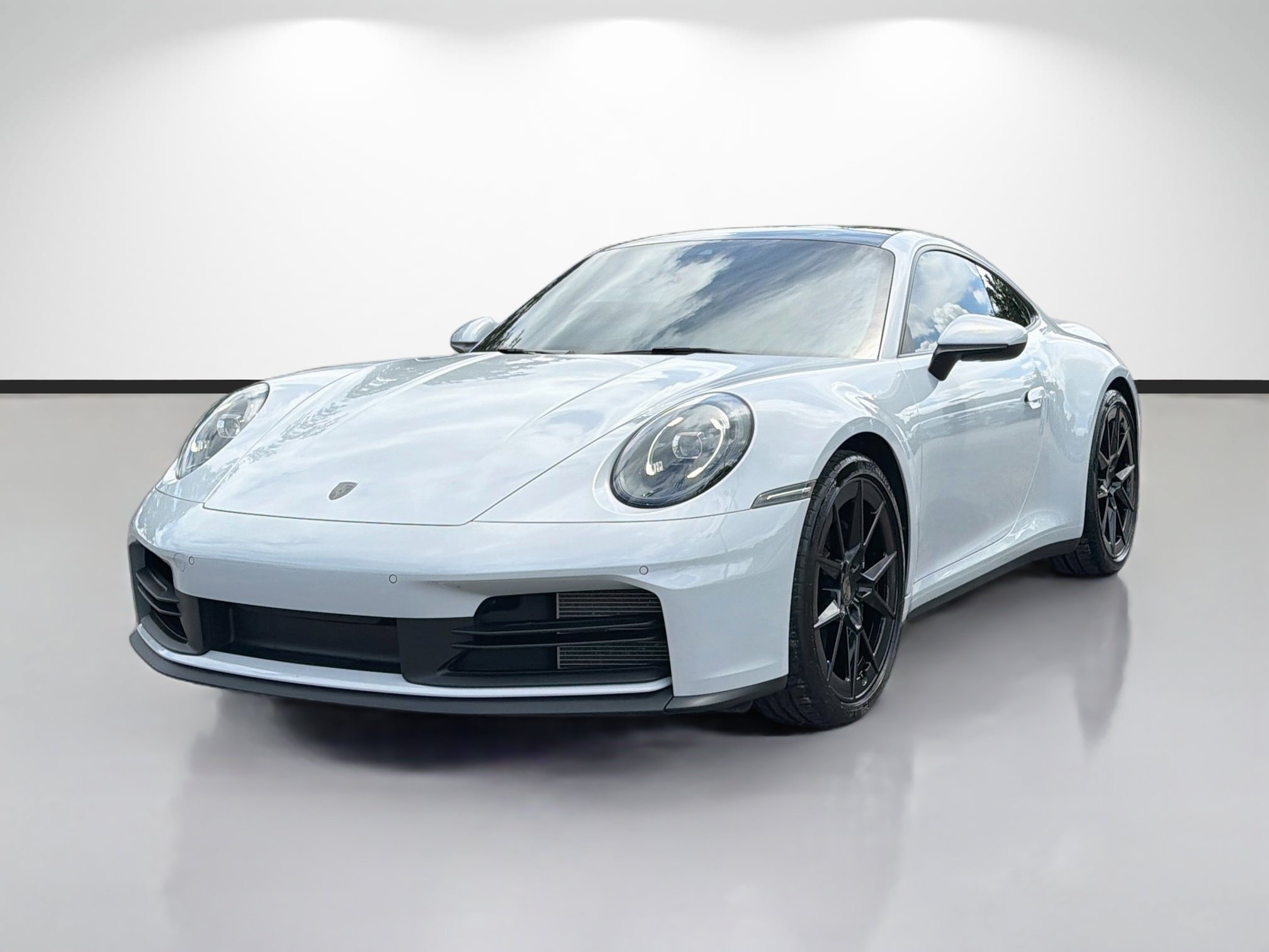 Used 2025 Porsche 911 Carrera RWD image 7