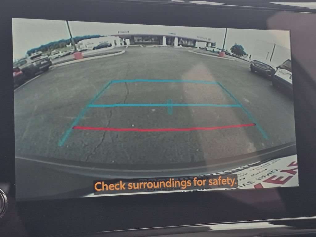 Used 2025 Toyota Corolla Cross L FWD image 25