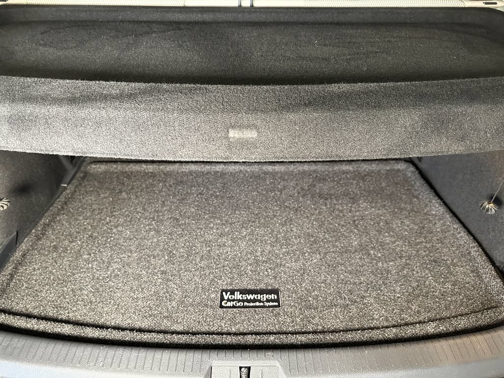 Used 2016 Volkswagen Golf S FWD image 21