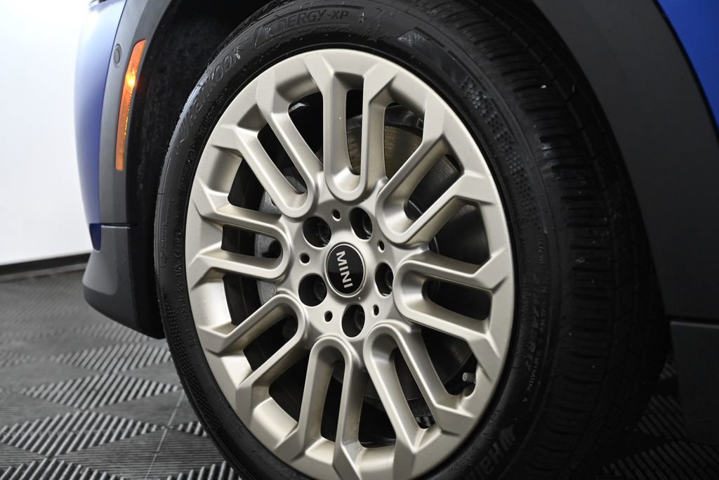 Certified 2025 MINI Cooper S image 38