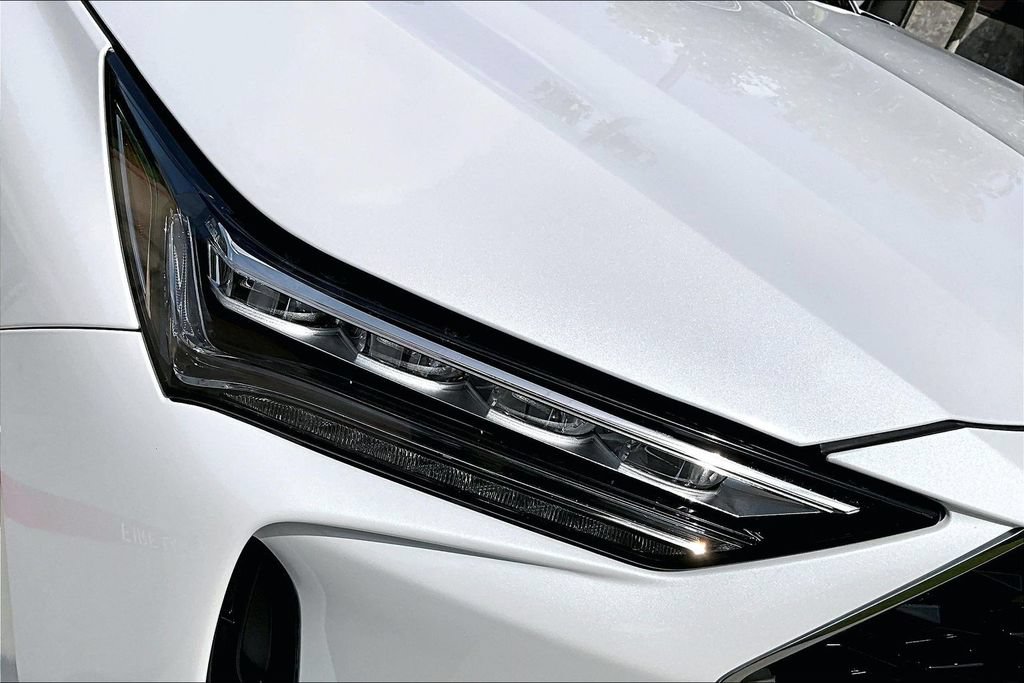 Used 2023 Acura MDX w/ Technology Package FWD image 40
