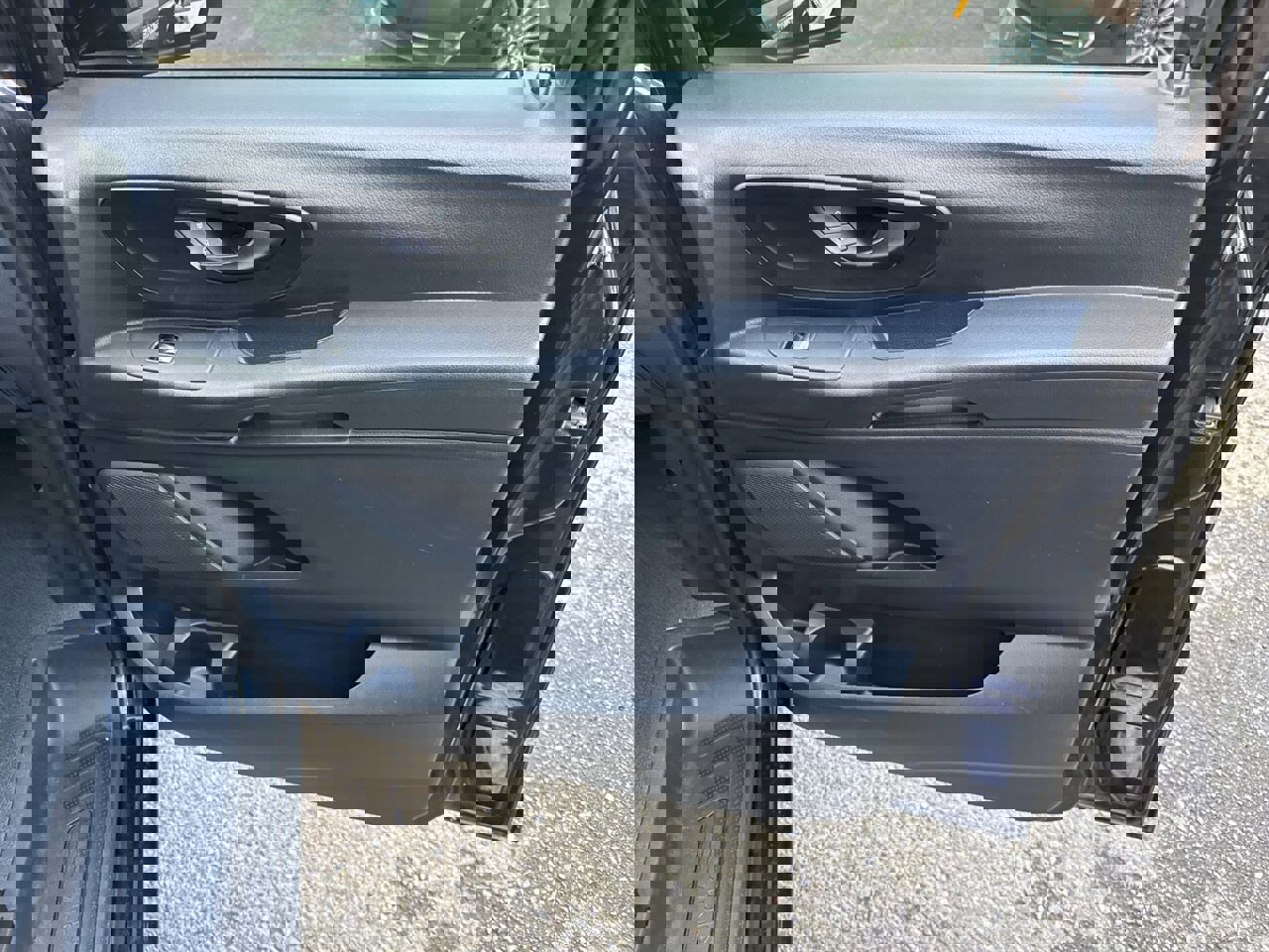 Used 2018 Mercedes-Benz Metris Passenger image 19