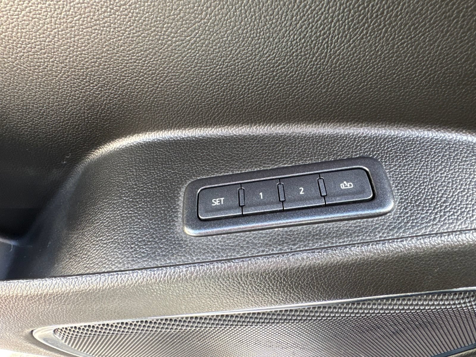 Used 2019 Chevrolet Tahoe LT AWD/4WD image 24