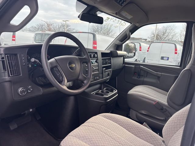 Used 2024 Chevrolet Express 3500 LT w/ LT Preferred Equipment Group RWD image 9