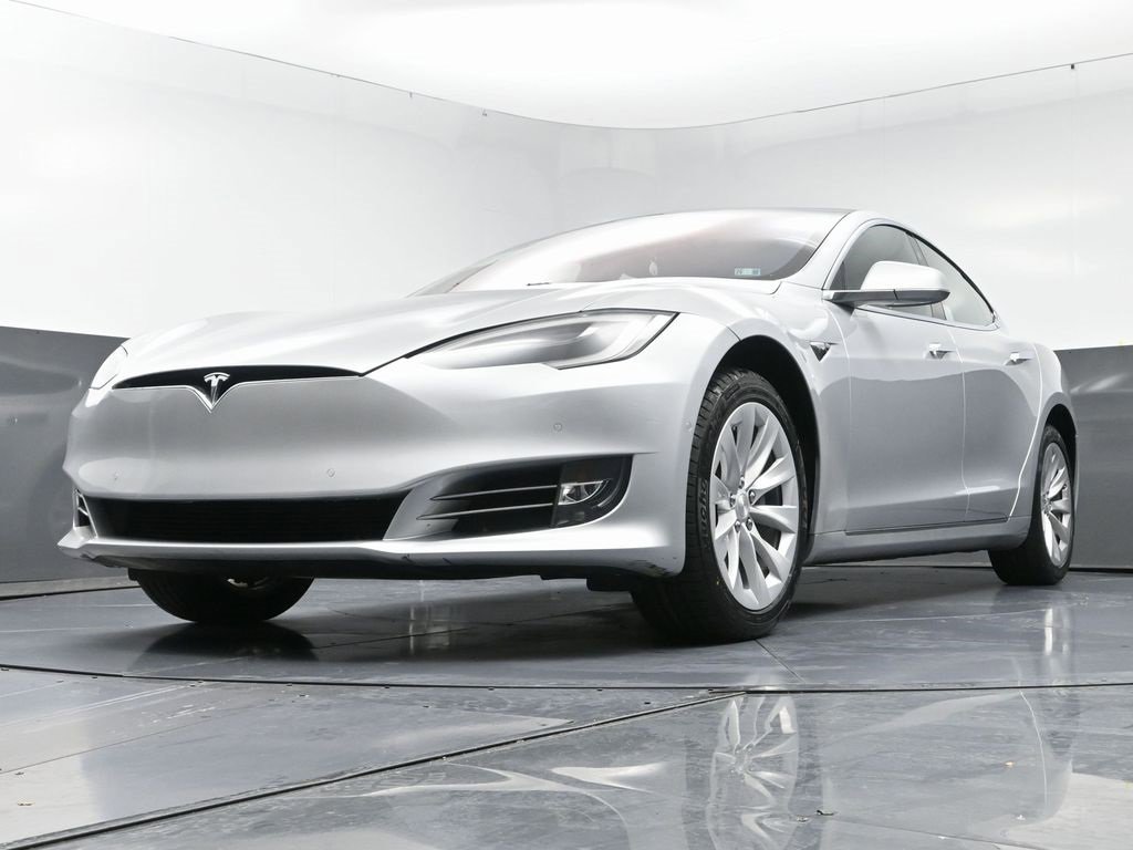 Used 2017 Tesla Model S 75 image 54