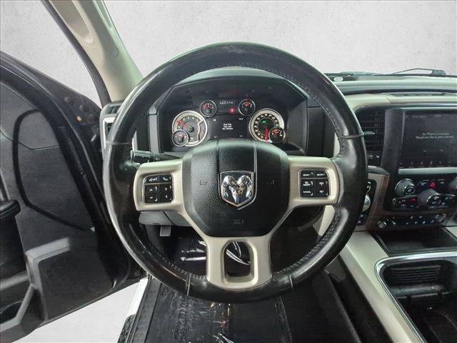 Used 2018 RAM 1500 Laramie w/ Convenience Group AWD/4WD image 30