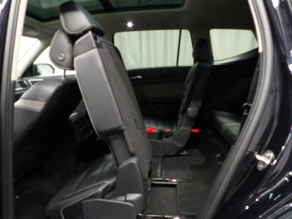 Used 2023 Volkswagen Atlas SEL R-Line AWD/4WD image 52