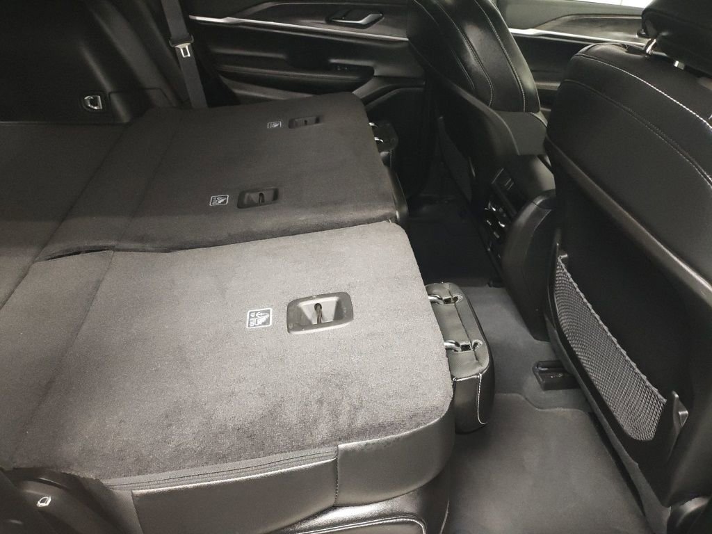 Used 2023 Jeep Grand Cherokee Limited image 13