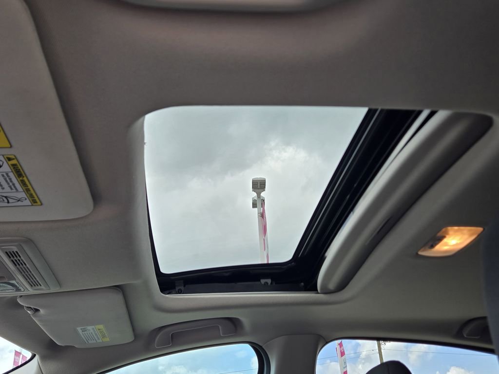 Used 2022 Honda HR-V EX image 13