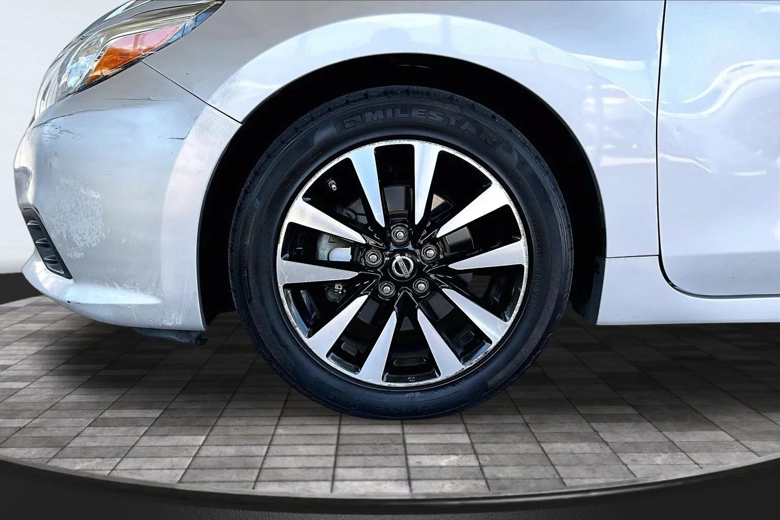 Used 2018 Nissan Altima 2.5 SL FWD image 30