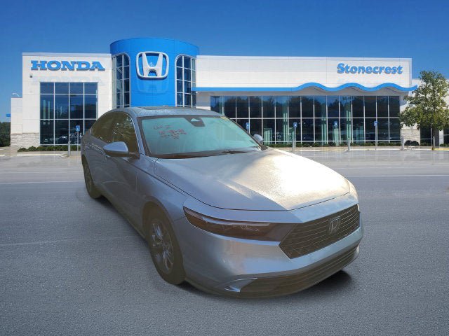 Used 2023 Honda Accord EX image 1