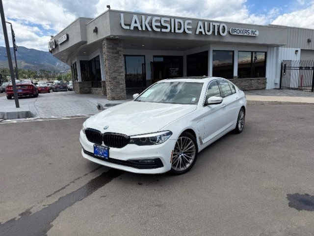 Used 2018 BMW 530e xDrive AWD/4WD image 1