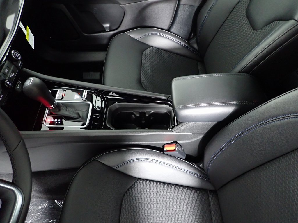 New 2026 Jeep Compass Latitude image 22