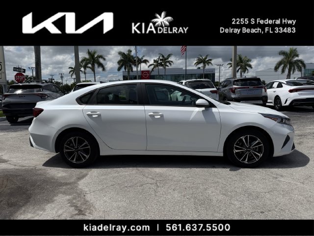Certified 2024 Kia Forte LXS FWD image 2