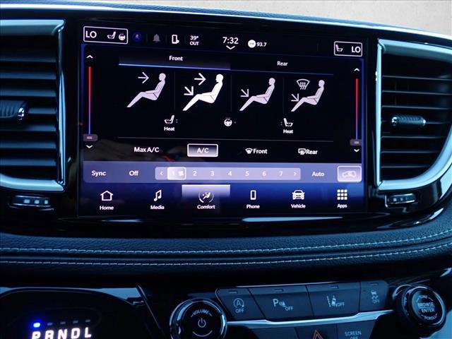 Used 2023 Chrysler Pacifica Touring-L FWD image 20