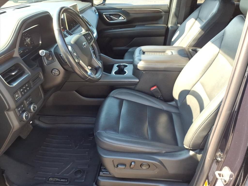 Used 2023 Chevrolet Tahoe Z71 w/ Luxury Package AWD/4WD image 10